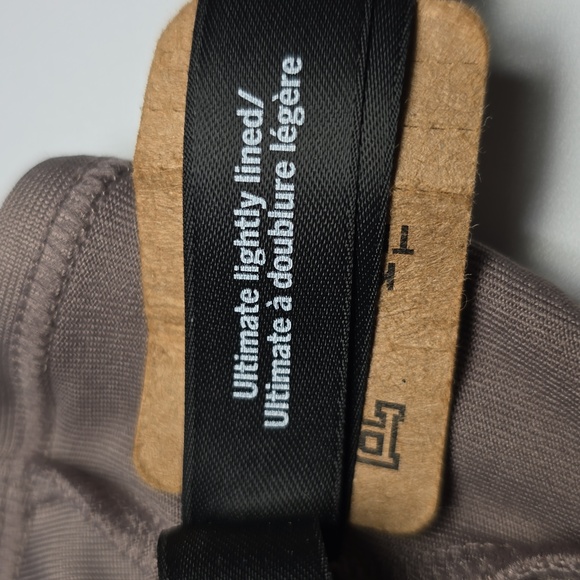 Victoria Secret Pink Active Ultimate Lightly Lined Sports Bra Women's Large - Picture 10 of 10